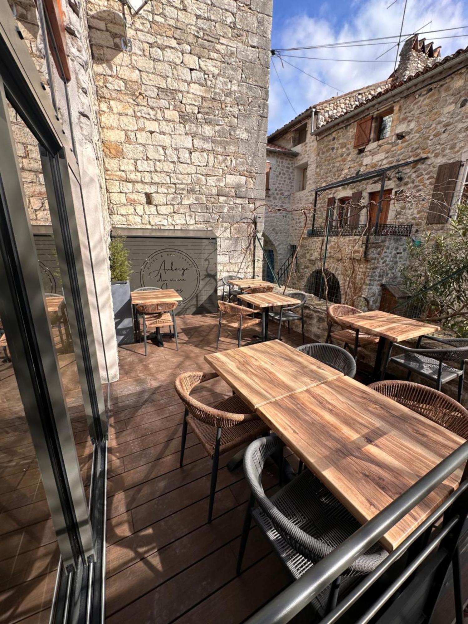 Auberge Du Vieux Lanas Logis Hotel Restaurant Exterior photo